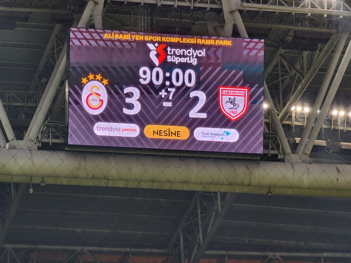 ilyas_trn's tweet photo. Tebrikler GS yola devam 💛❤️ https://t.co/g0v4TrSghT