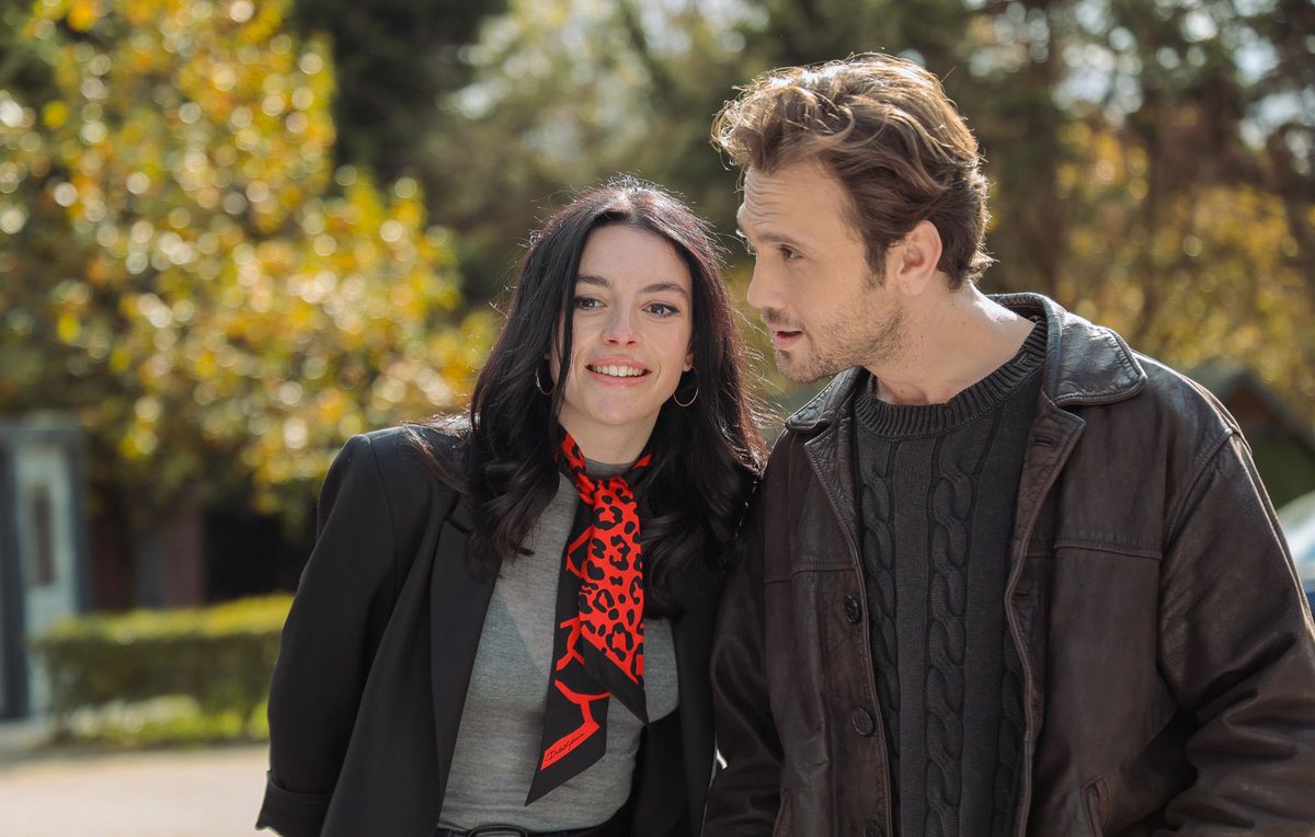 Pazar gibi pazar yahu 🥰 #Deha yeni bölümüyle bu akşam Show’da 🤩 <a href="/melisezenn/">melissezen</a> <a href="/ShowTV/">Show TV</a>