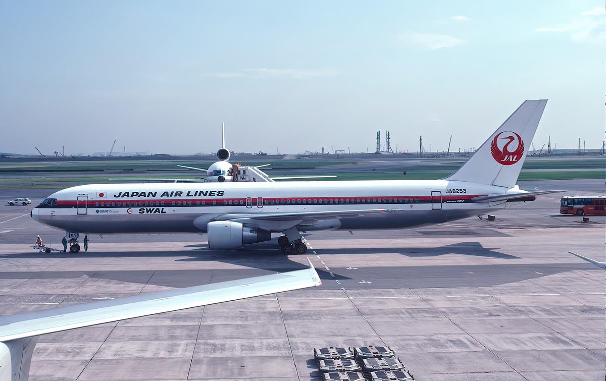 n194at's tweet photo. SWAL Southwest Air Lines (JAL)
Boeing 767-346 JA8253 Line #174
HND/RJTT Tokyo Haneda Airport
Date: 1990
Photo credit Charles Straeche
#AvGeek #Airline #Aviation #AvGeeks #Boeing #B767 #SouthwestAirLines #SWAL #JAL #HND #Tokyo #Haneda https://t.co/e17DVYn1VI