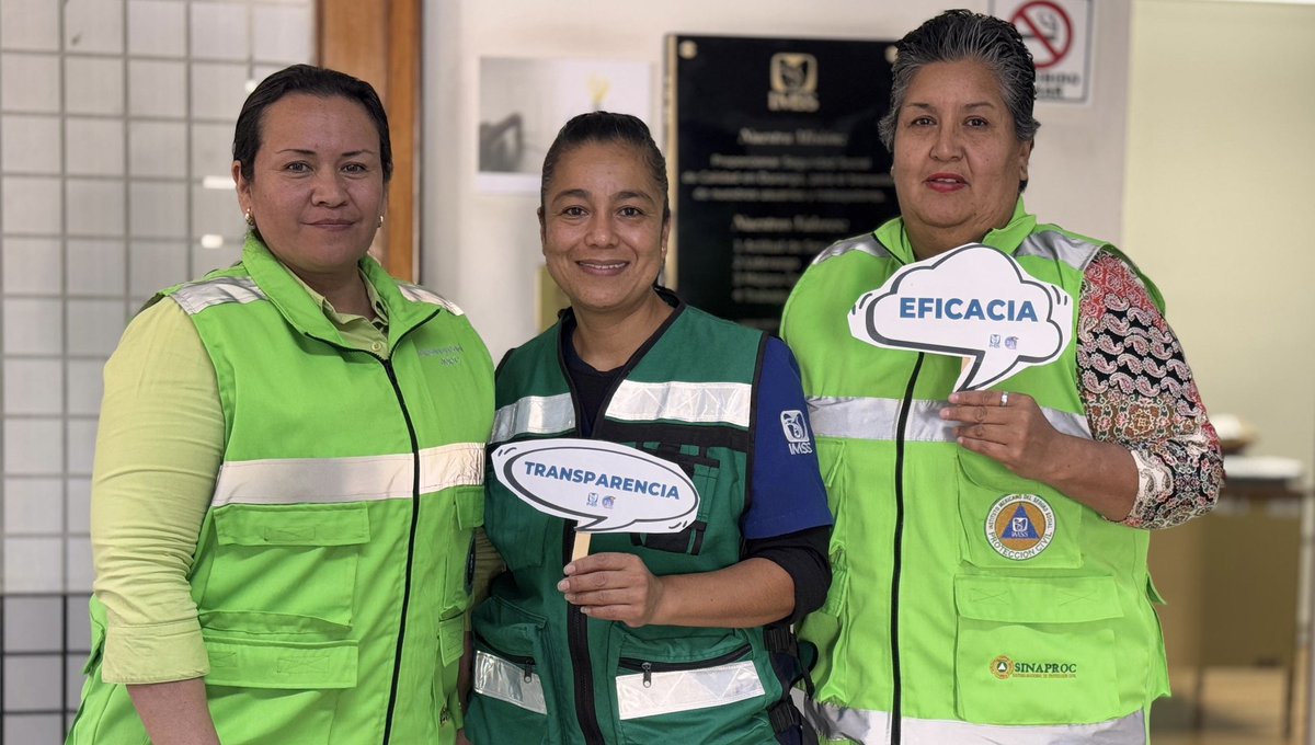 Tu_IMSSDgo's tweet photo. 💚 #DíaVerde | Personal de la Jefatura de Servicios Generales del #IMSSDurango se viste de verde como símbolo de compromiso por la #IntegridadIMSS y #transparencia.
#Familia IMSS-SNTSS https://t.co/2v3pA49tAv