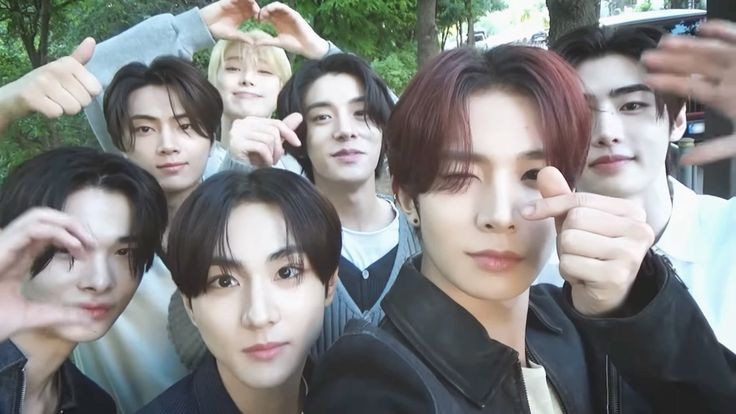 1 RT = 1 VOTE

i vote #enhypen for #2024MAMAVOTE