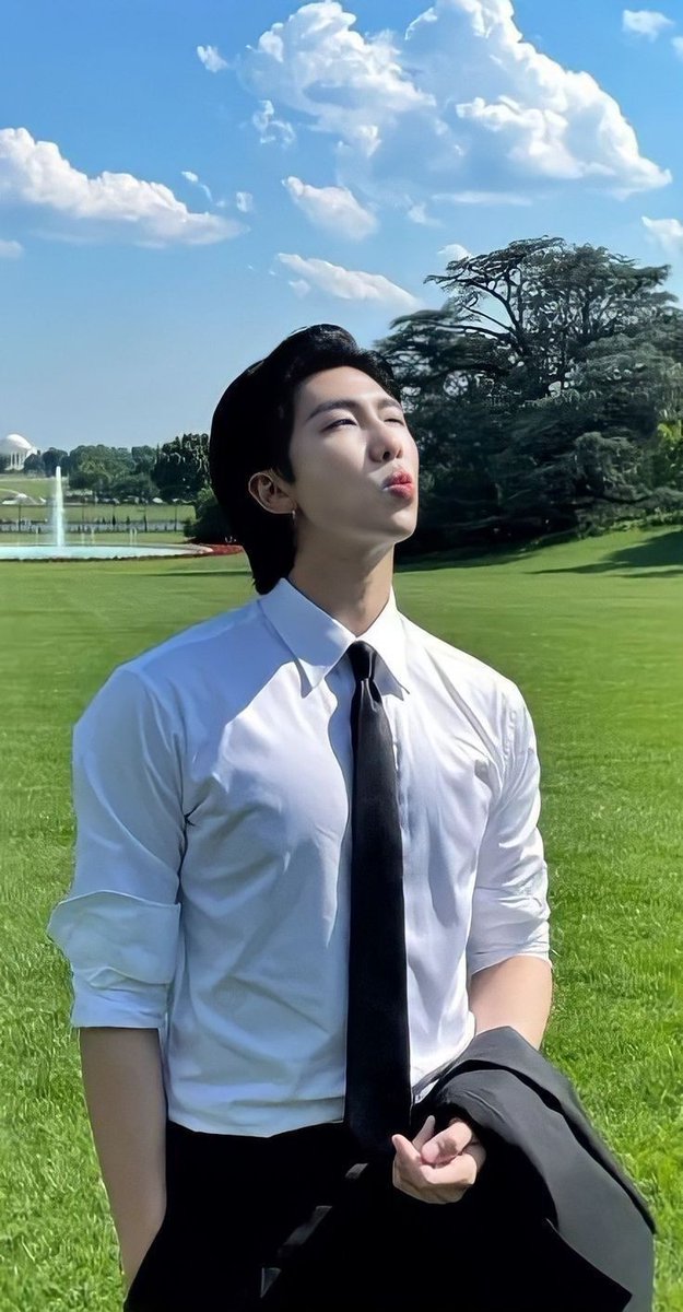 I vote for #RM at #2024MAMAVOTE