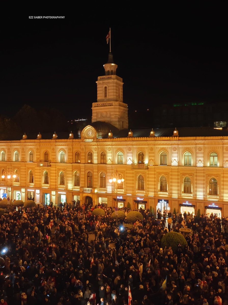 SamBayramova's tweet photo. Tbilisi now 
#protest against rigged #elections #georgia 
📸Ezz Gaber https://t.co/KAGJq8sJKy