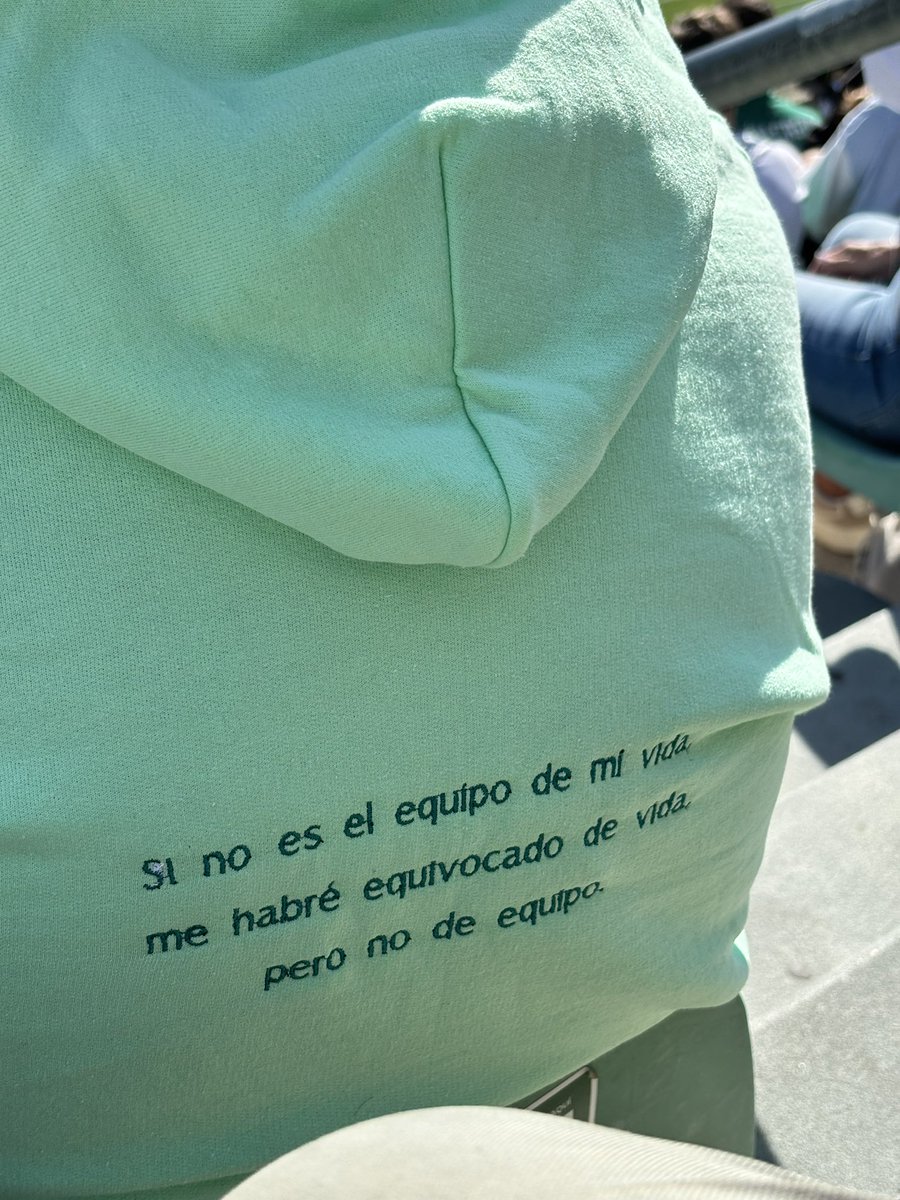 Auro ✨ tweet media