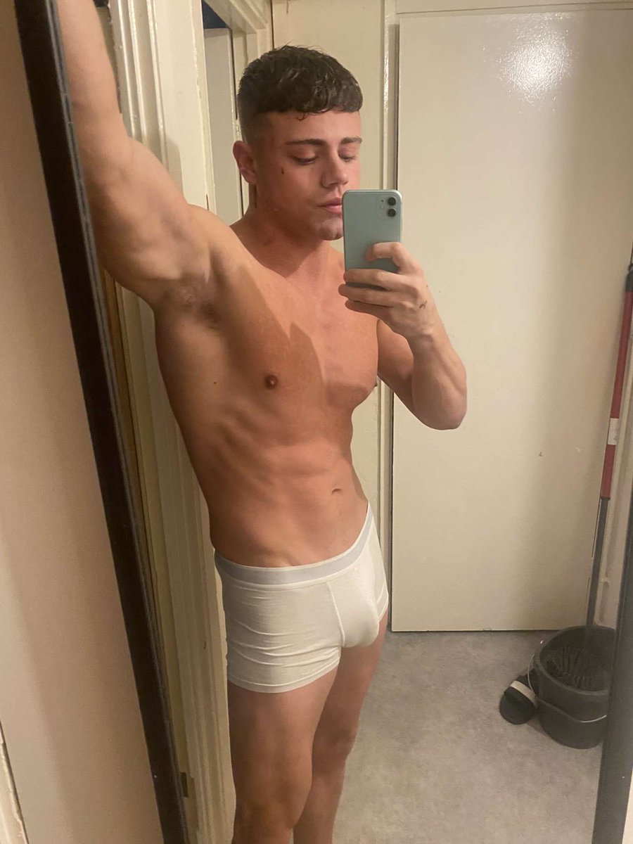azangelsof's tweet photo. Back and better than ever.. like and retweet 10 of my posts, message me and ill send you a free video or a free trial😈🔥 https://t.co/UAhY7f4EHF https://t.co/3cwXr40h6d