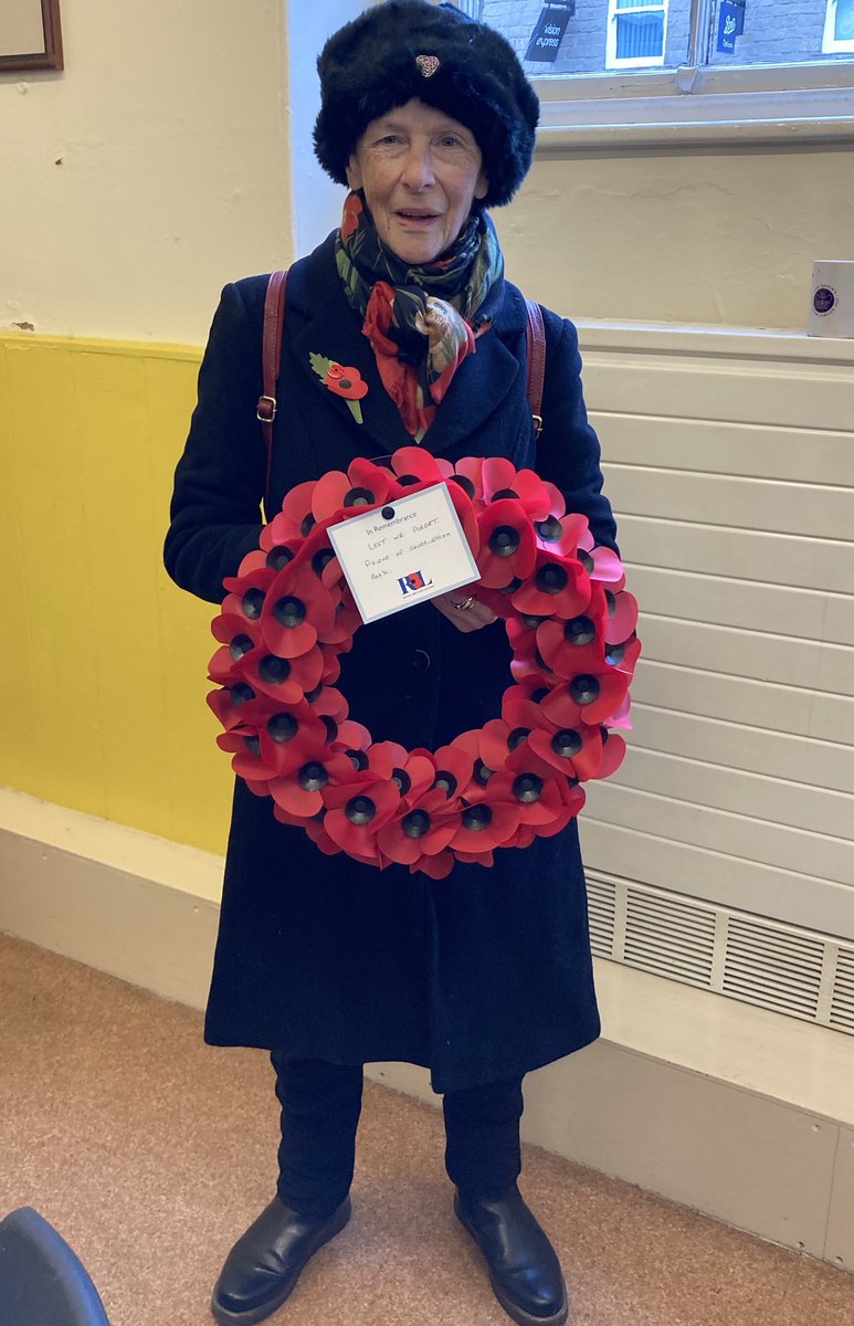 Laying the wreath for Friends of Sandringham park- lest we forget.