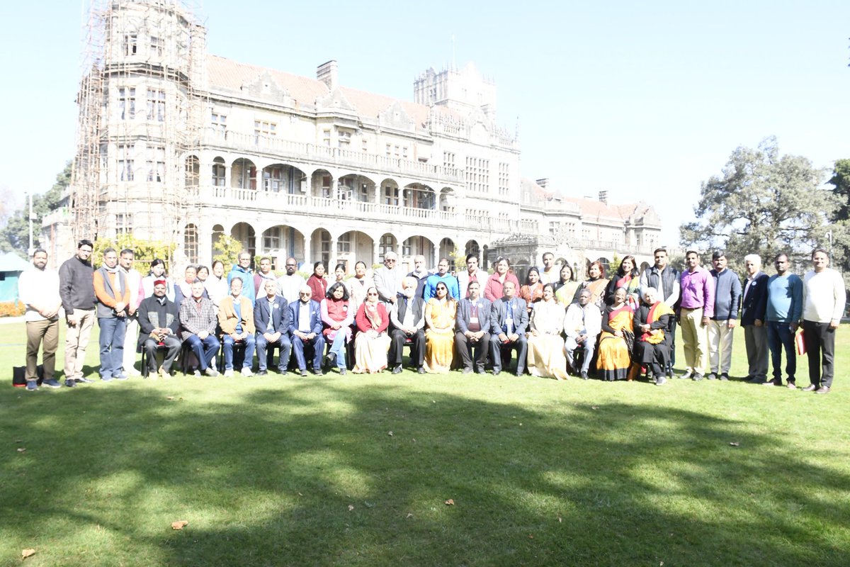 IIASShimla's tweet photo. 🗣️ Enlightening discussions at #IIASShimla! Different sessions of the seminar explored Indic perspectives on governance, Arthashastra's strategies, and cultural dimensions of leadership. Ancient wisdom meets modern challenges! #IndianAdministration #IIASEvents https://t.co/ovfy62c8hC