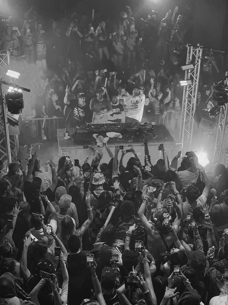 Case DeStefano tweet media