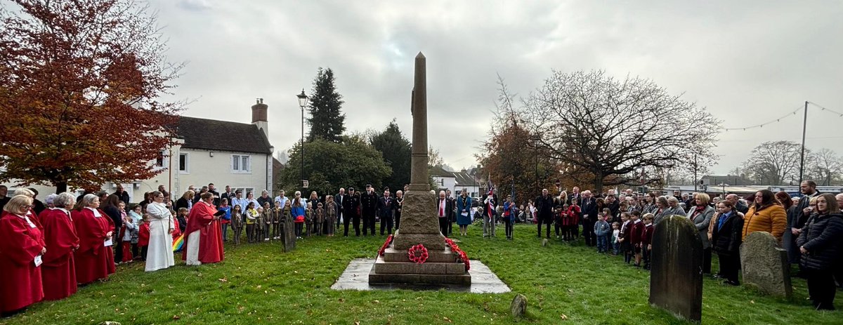 StBenedictsCE's tweet photo. Very proud of our children who represented the school at the Remembrance Service today. Thank you to everyone who attended and to Reverend Julia for a lovely service. https://t.co/hBh2rZ8KJH