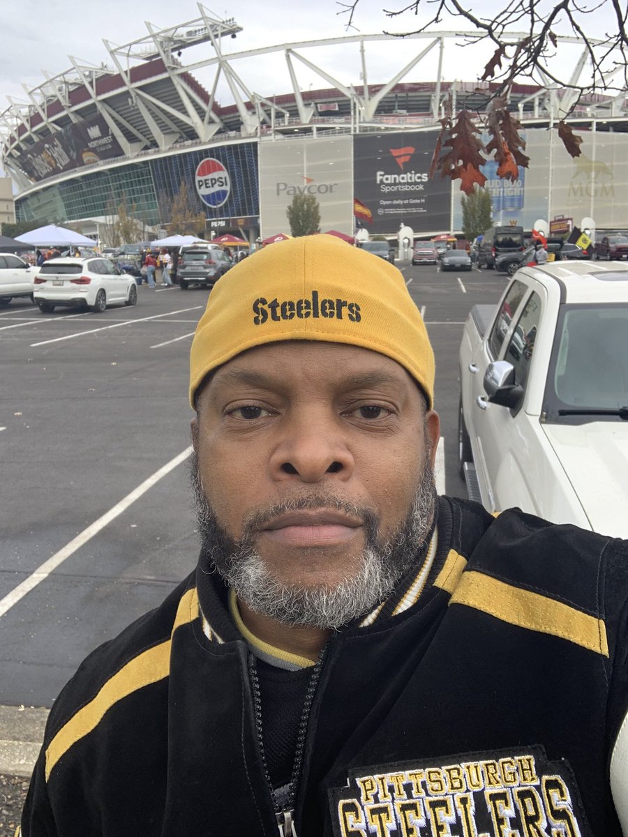 Smack talk all over this place. Man we come from the AFC NORTH. I don’t got time for that. Business trip baby. We need to lettem know.