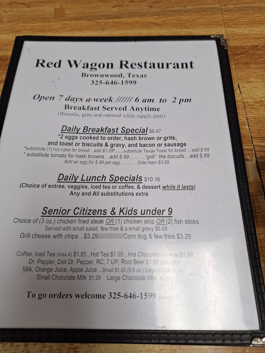 ChazzD25's tweet image. Man I love a place that still feeds you a good breakfast for under $10. #Redwagon