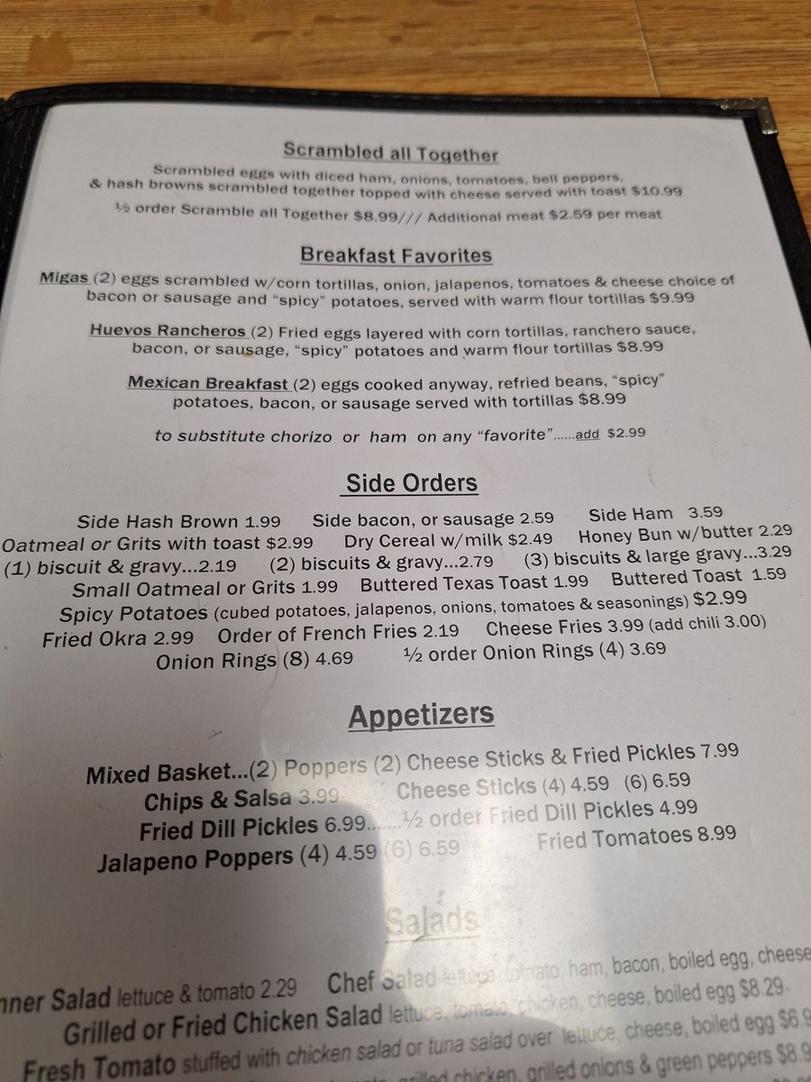 ChazzD25's tweet image. Man I love a place that still feeds you a good breakfast for under $10. #Redwagon