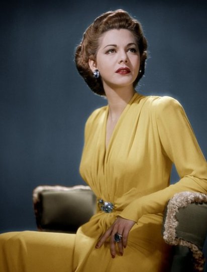 NancyDi301258's tweet photo. María Montes la reina del tecnicolor en Hollywood y el mundo cuándo se le otorgará un Grammy Póstumo qué bien merecido lo tiene su memoria QEPD podríamos decirle dominico francés de Barahona a Estados Unidos EE.UU y París #GRAMMYs #Kerime #StarAcademy https://t.co/j3tWy2nZpH