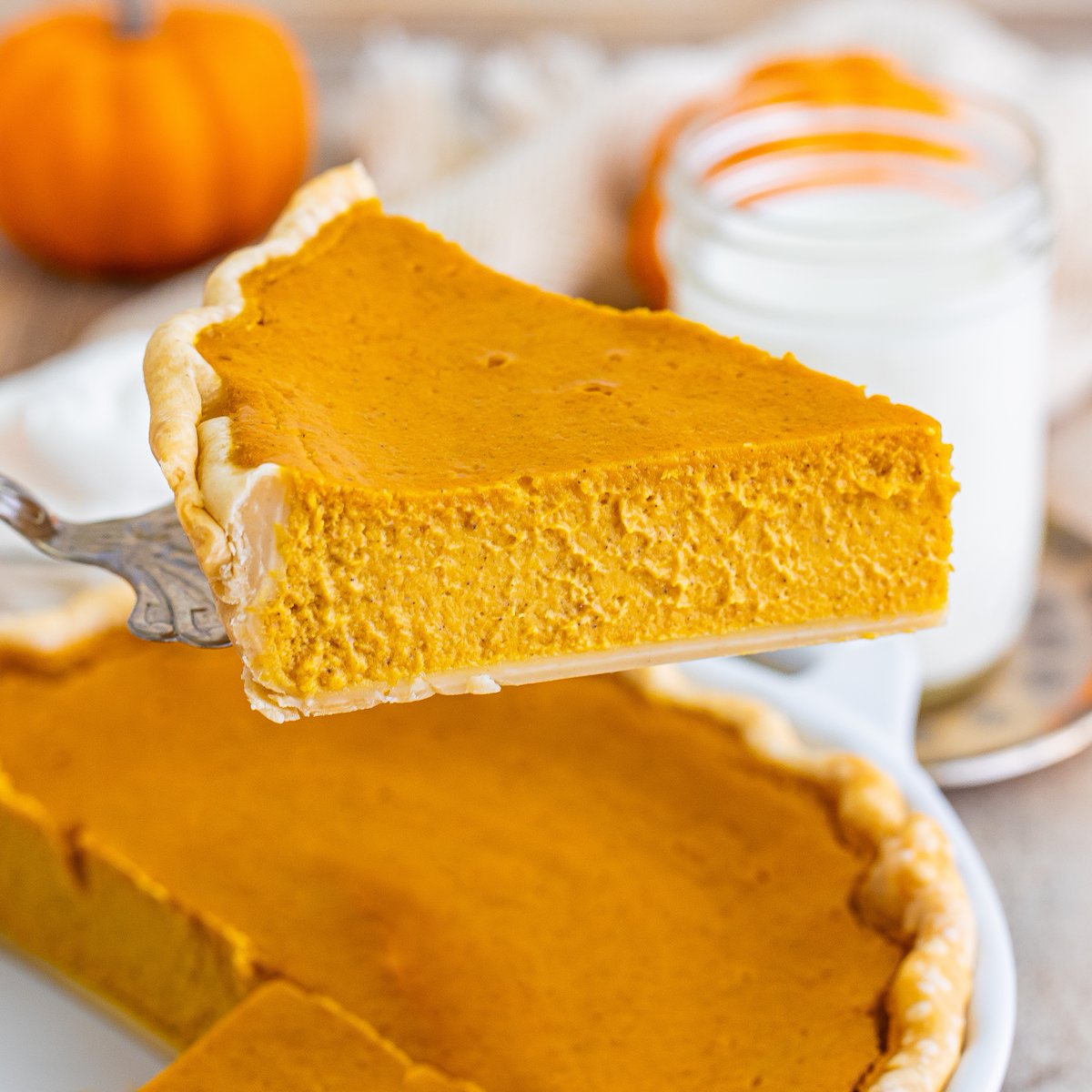 Country_Cook's tweet image. This Homemade Brown Sugar Pumpkin Pie is a must-make for Thanksgiving and the holidays. It comes out perfectly creamy every time! thecountrycook.net/brown-sugar-pu…