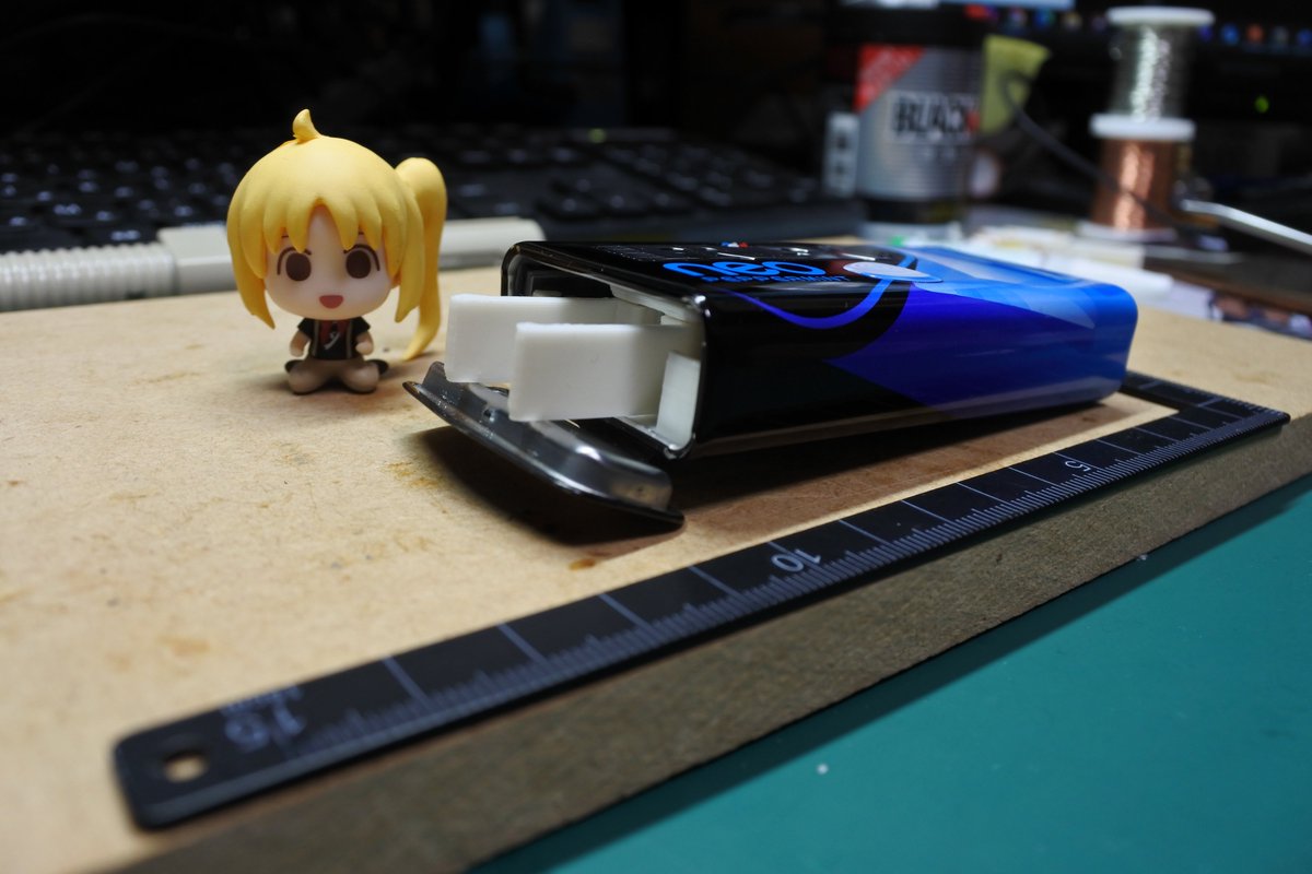 jk1udo_134401's tweet photo. 先ほど完成したFRISKey
部品点数が6個と多いこと、ジャックが少し挿しにくいことが欠点だが、これで一応の完成形としたい。
ちなみに人によってこだわりがあるであろう接点距離は少しだけど調整可能です。
来年のハムフェアで販売できればいいなぁ~
#FRISKey https://t.co/WavdPSE2B2