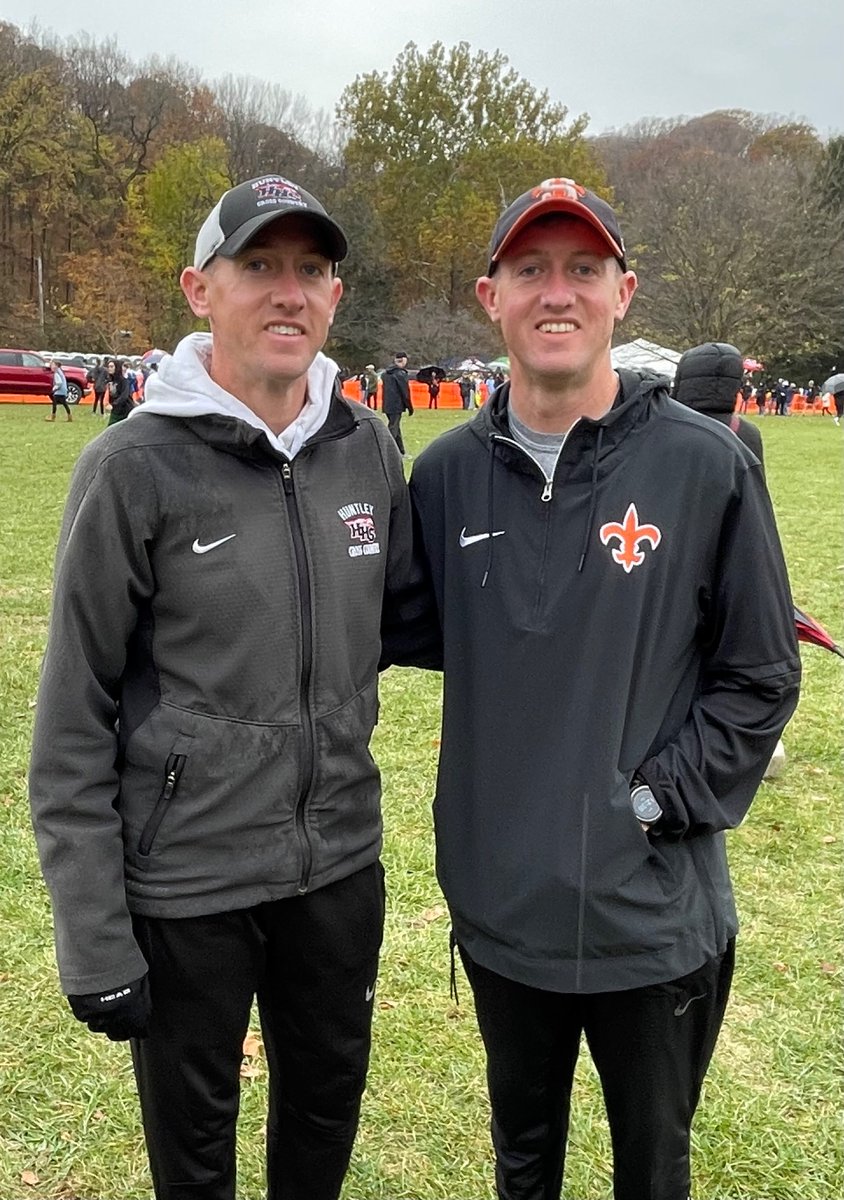 STCE_CC's tweet image. Kaplans at XC State Fun Fact:

2021 and 2024 had STCE and Huntley toe the line at state next to each other and in those years a Kaplan led team finished in the top 10.

#mommusthavepickedboxes
#letskeepitgoing
#momsayswerebothtop10