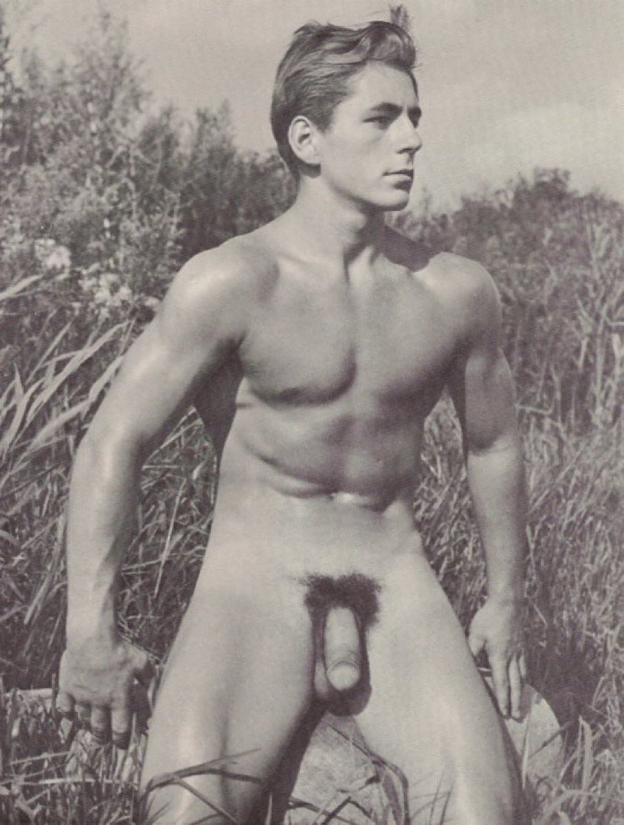slavic_boys's tweet photo. Golden era😍 @Maximmkox 
Get all of your favorite Slavic boys here👇
https://t.co/9ZRJJU6EQw https://t.co/jMnzPwPzc6