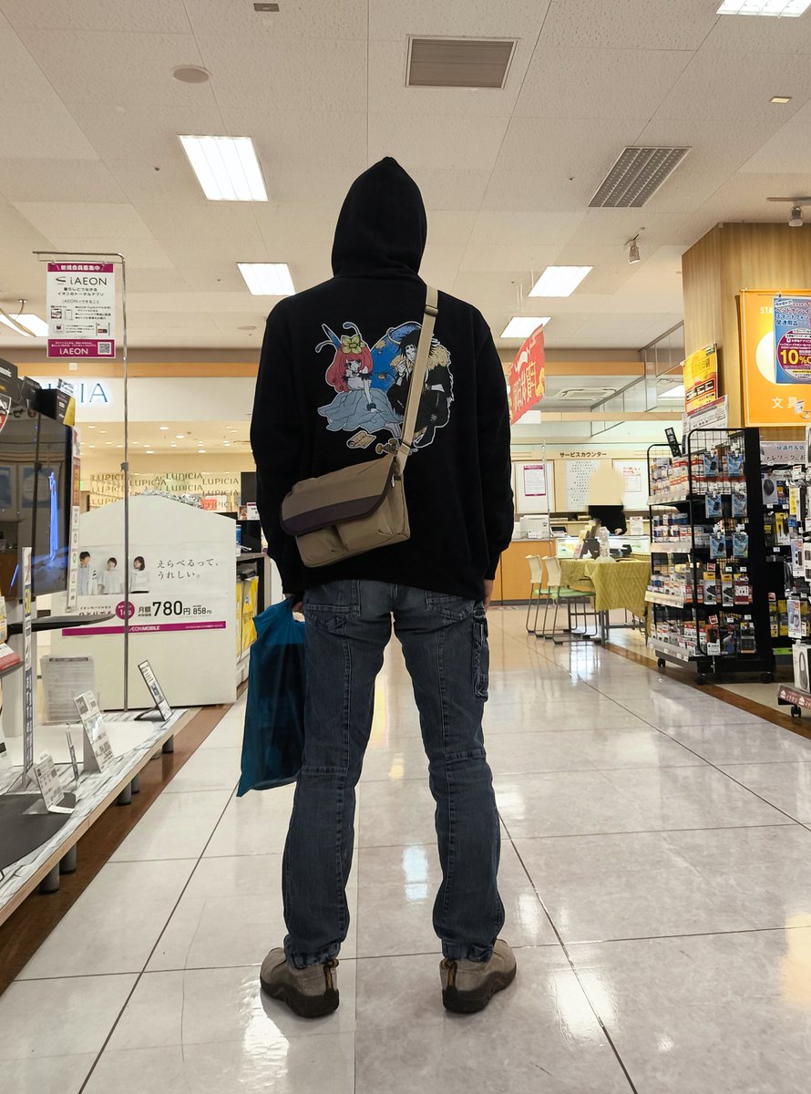 maybay747's tweet photo. 週末は、新しく買ったバックでおでかけしました
コンパクトなカメラバッグですが、これら全部とげっ歯類たちも入りました😆
日常使いに良いかも(*´∀｀)

#おでかけげっ歯類
#LOOPIE

https://t.co/2tK1sUYjtM https://t.co/yWxjaZkn7E