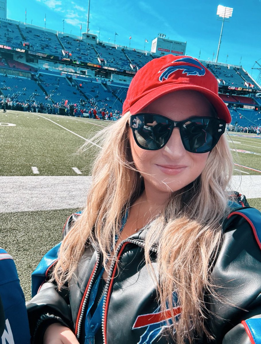it’s that time of week again..

CAN I GET A GO BILLS #BILLSMAFIA