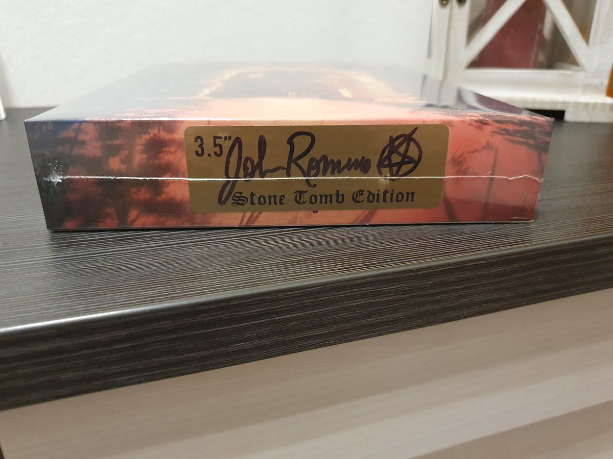 New members!

And what awesome boxes they are! 👀

I especially love Catacomb 3-D's box art, as it perfectly captures that early '90s vibe.