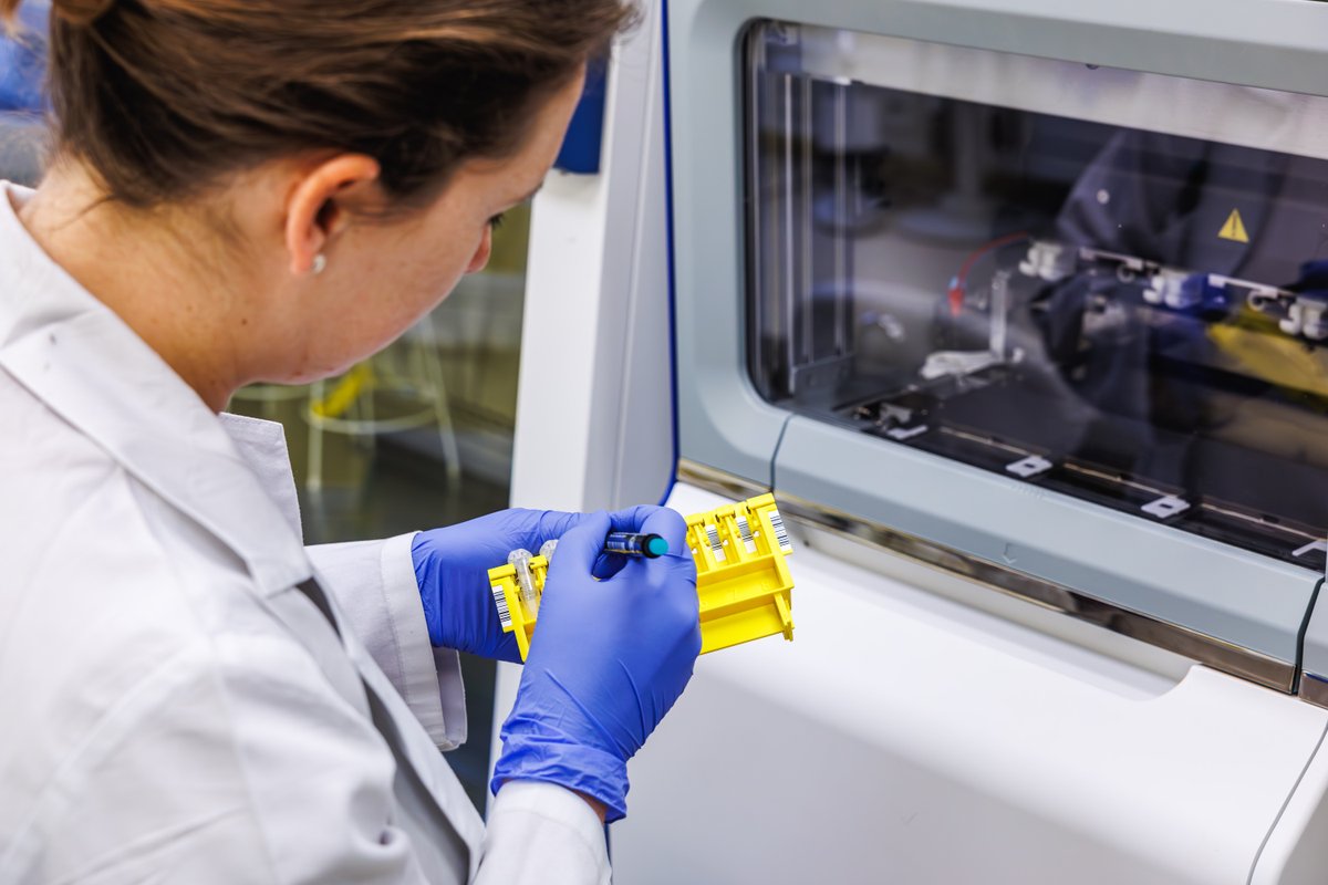 IkemResearch's tweet photo. Understanding the dynamics of Torque Teno Virus in immunosuppressed patients may open new options for refining treatment to enhance the personalization of therapies. #IKEM participates in #TTVguide study, focusing on improving the patient´s care. @OViklicky @MarekNo32377160. https://t.co/Fln5GzjwTP
