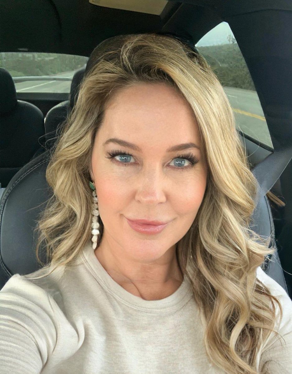 In a couple years, you won’t care about how long it took. 
You’ll only be glad that you never gave up. ❤️

Apply this to any goal you’re currently working on. 🌎