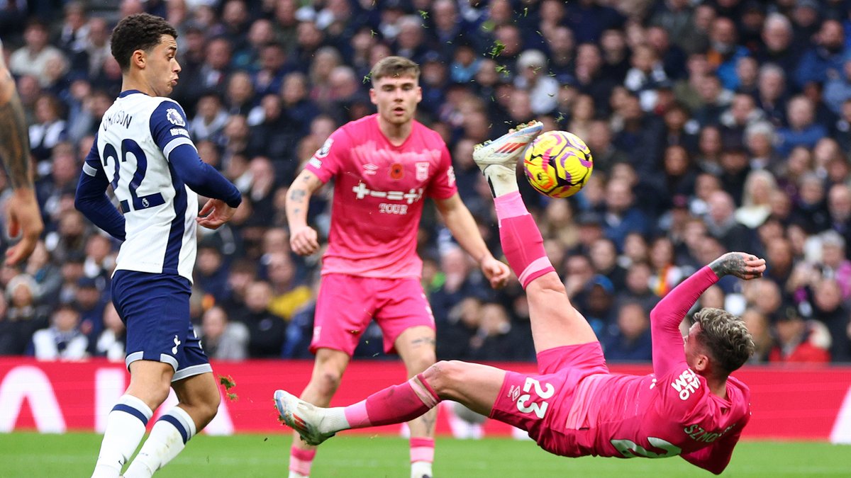 🏴󠁧󠁢󠁥󠁮󠁧󠁿 今季プレミア初白星 🔥 18位 #イプスウィッチ が