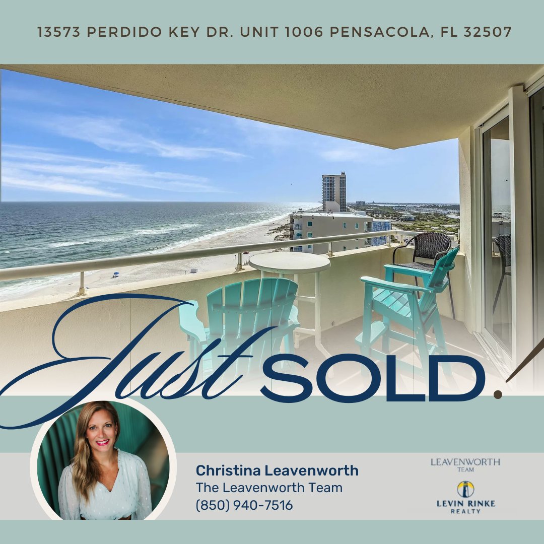 RealtorNewsLady's tweet photo. Keys to a New Life! 🔑 From house-hunting highs to the ultimate close, thrilled to help the Baxter's unlock their future. Here’s to making it feel like home! #pensacola #housing #housetoursflorida  #homesinflorida #movetoflorida #movetopensacola #movetothebeach #realestate https://t.co/XZvqisiECS
