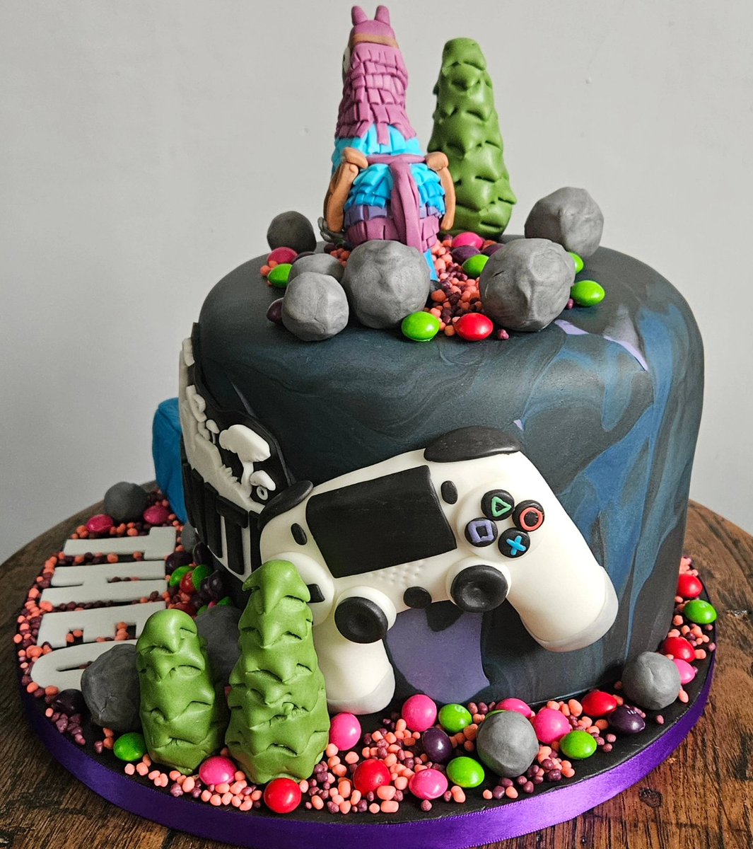 Nikki Bradley tweet media