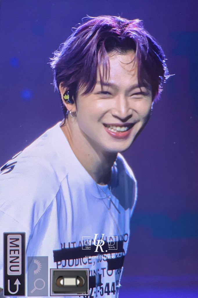 uthrecord's tweet image. 241110 ‘지구와 달 사이 Pt. 2’ in Taiwan PRE

#원어스 #ONEUS #이도 #LEEDO #김건학