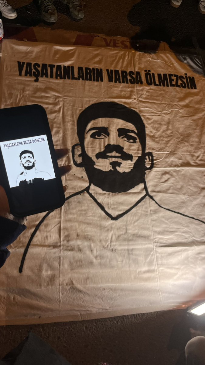elanurdmr_'s tweet photo. muhammetimiz daha 19 yaşındaydı bizden kopardılar muhammet için sesimizi duyuralım bu bizim ona en büyük borcumuz #muhammetinsesiolun #muhammetmutluay #muhammetiçinadalet https://t.co/UBJi3PlJzg