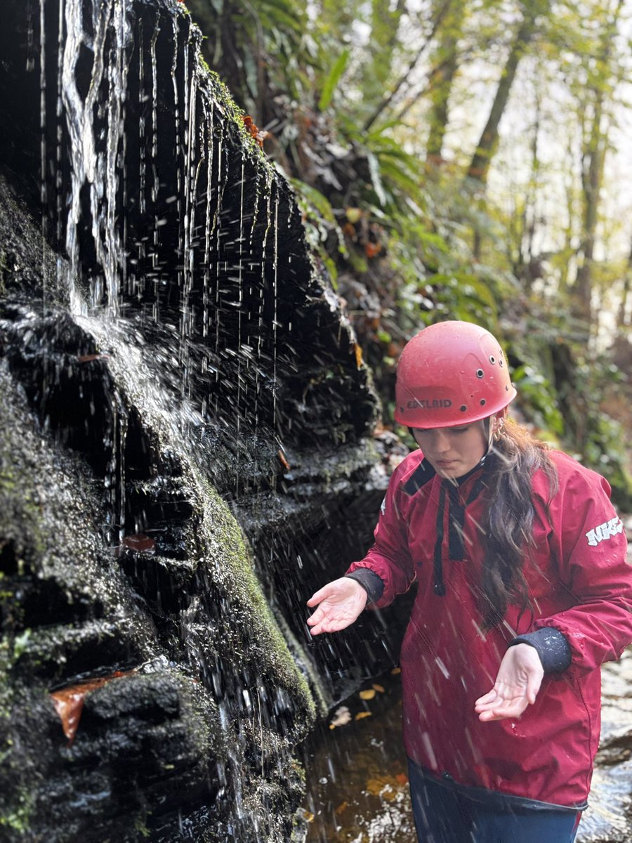 Steve was back out with pupils from <a href="/drumchapelhigh/">Drumchapel High</a> #drumchapelBV24.  We went gorgewalking in Smugglers gorge looking for every opportunity to get wet, discussing the environment and geology on the way, good effort 😎👍.  #GlasgowCityCouncil <a href="/BlairvadachOEC/">Blairvadach Outdoor Education Centre - Glasgow</a>