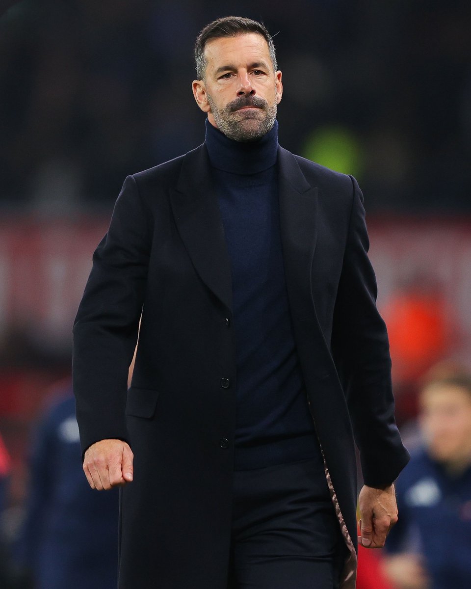 iamStarlyon's tweet photo. Manchester United's results under Ruud van Nistelrooy:

✅ 🆚 Leicester
🤝 🆚 Chelsea
✅ 🆚 PAOK 
✅ 🆚 Leicester https://t.co/LeBKIcbdSt