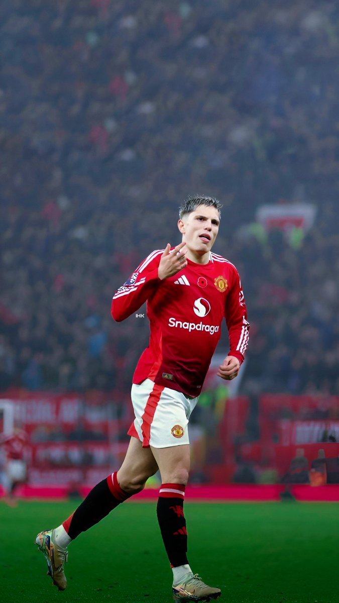 𝟒𝐊 #wallpapers 
     └📂 Premier league 
         └📂 Manchester United ❤️ 
𝐓𝐞𝐥𝐞𝐠𝐫𝐚𝐦: t.me/ihk_wp
#ManUtd #brunofernandes #Garnacho #amad #PremierLeague