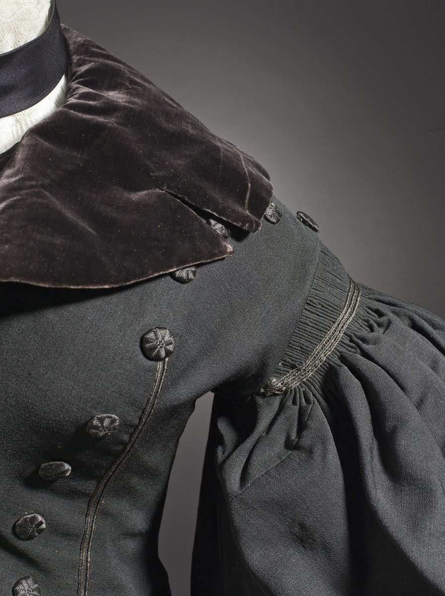 Riding spencer, 1835. Los Angeles County Museum of Art.