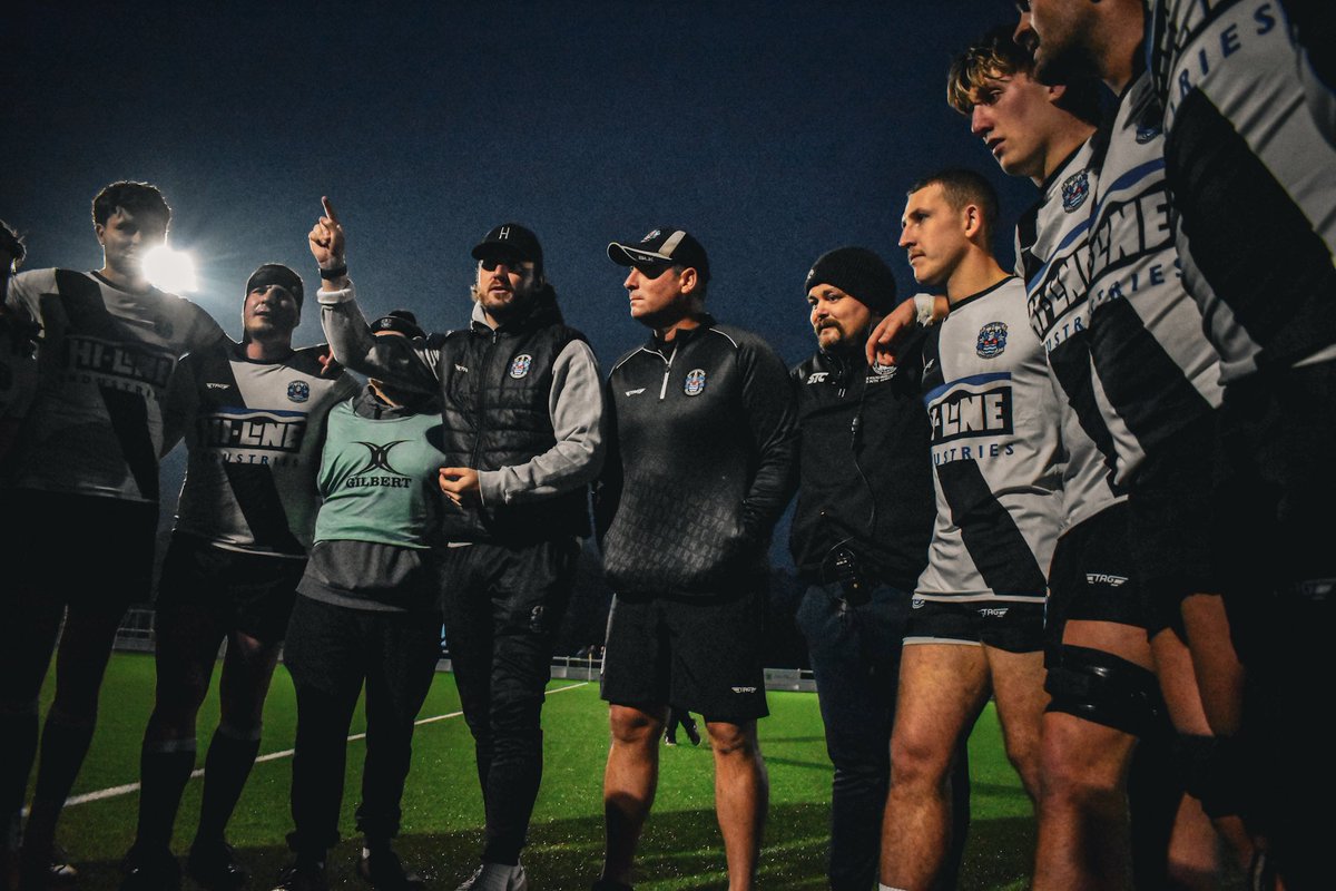 Mr_Titley's tweet image. 𝙏𝙝𝙚𝙨𝙚 𝙗𝙤𝙮𝙨 𝙖𝙧𝙚 𝙘𝙤𝙢𝙥𝙚𝙩𝙞𝙩𝙤𝙧𝙨.
True competitors dig deep and bring their best performance, every time. They fight for a 6/10 when 5/10 was expected and deliver a 7/10 when a 5/10 could’ve been enough.