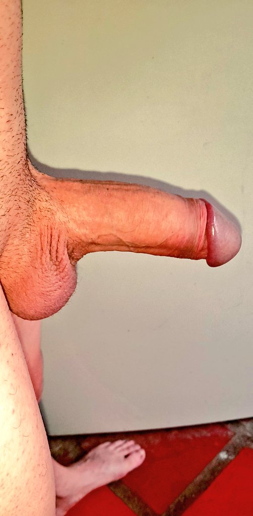 No me gusta publicar fotos mías, pero mi esposa me lo pidió a ver que dicen las parejas y pues hay que complacerla. 😈