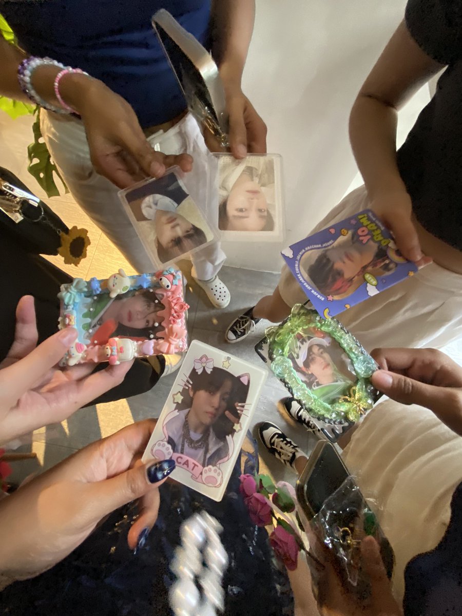 sparksjwisung's tweet photo. #BloomWithCHENLE 🧡🧡🧡 https://t.co/kdhNVFPJTm