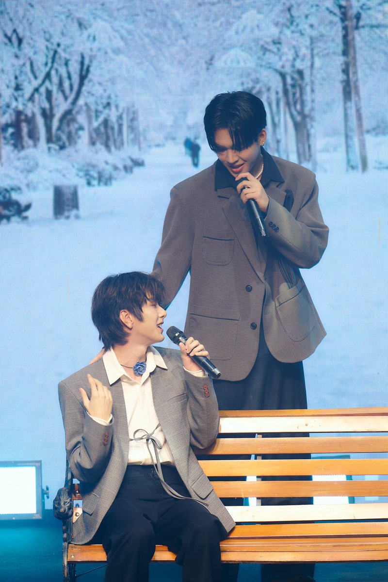 savewrg's tweet photo. ดอกไม้ดอกนี้ไม่ต้องรอแล้วครับ👬

DMD GEN4 FINAL  
#DMDFriendshipSS2FinalEP 
#อู่อู๋เซฟ #AuauSave #savewrg #auautnp https://t.co/k5lTdmjZHr
