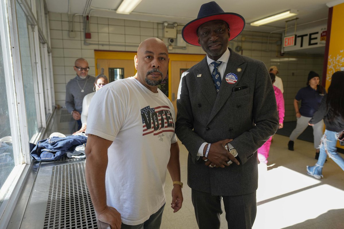 DraftedbyGod's tweet photo. @dr_yusefsalaam @santanaraymond #theExonerated5  #DraftedbyGod https://t.co/QAY6dw1vrx