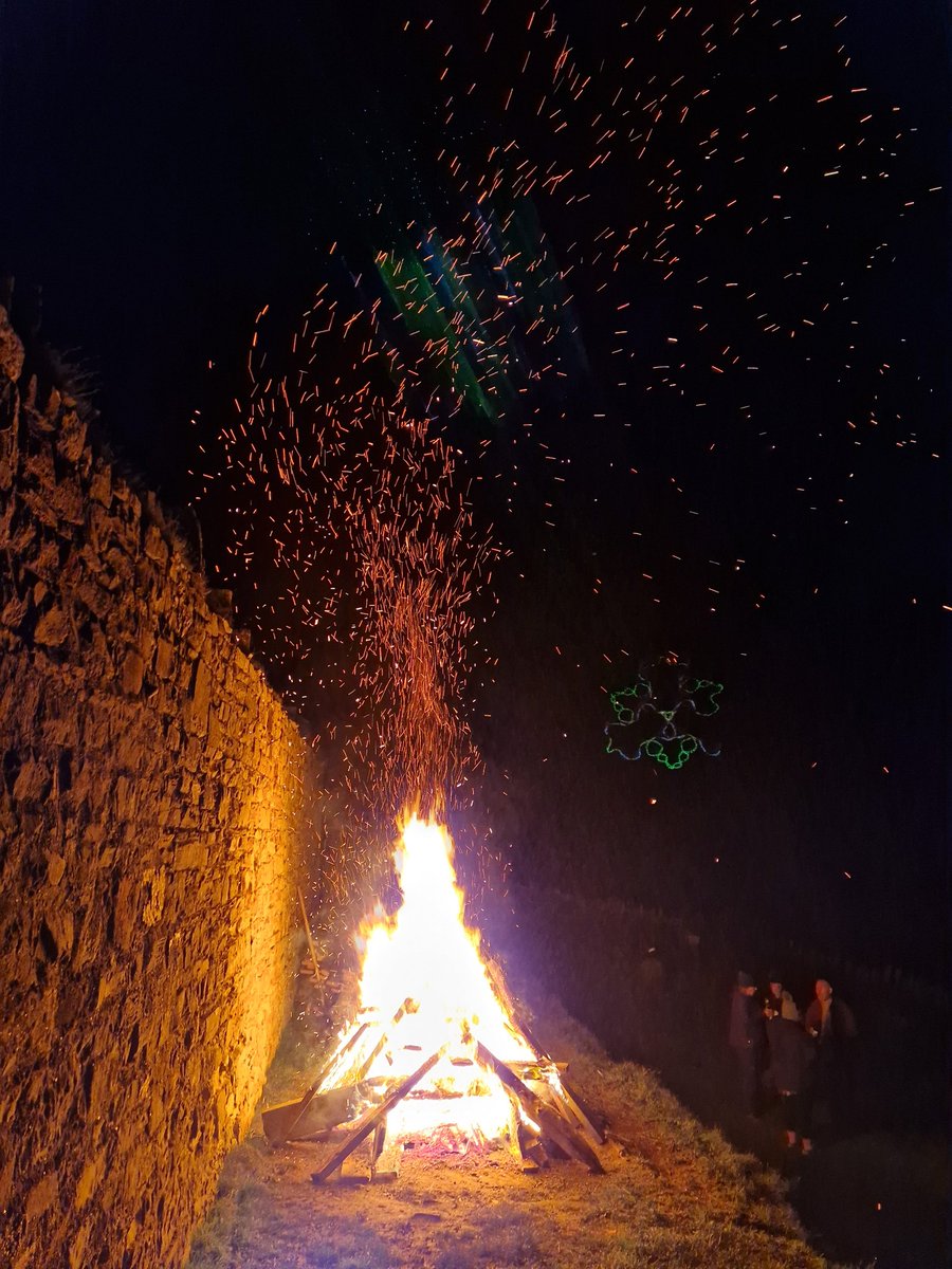 SamuelCoop's tweet image. 🔥 🎆