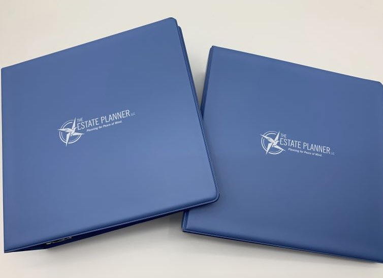 JTSnell's tweet photo. Amazing™️ Marketing Materials by Sneller
#sneller #snellercreative #snellercreativepromotions #madeinusa #packaging #promotionalpackaging #custompackaging #marketing #branding #promotion #advertising #printing #collateral #folder #notebook #marketingmaterials #ringbinder #binder https://t.co/ff73aPQwKS