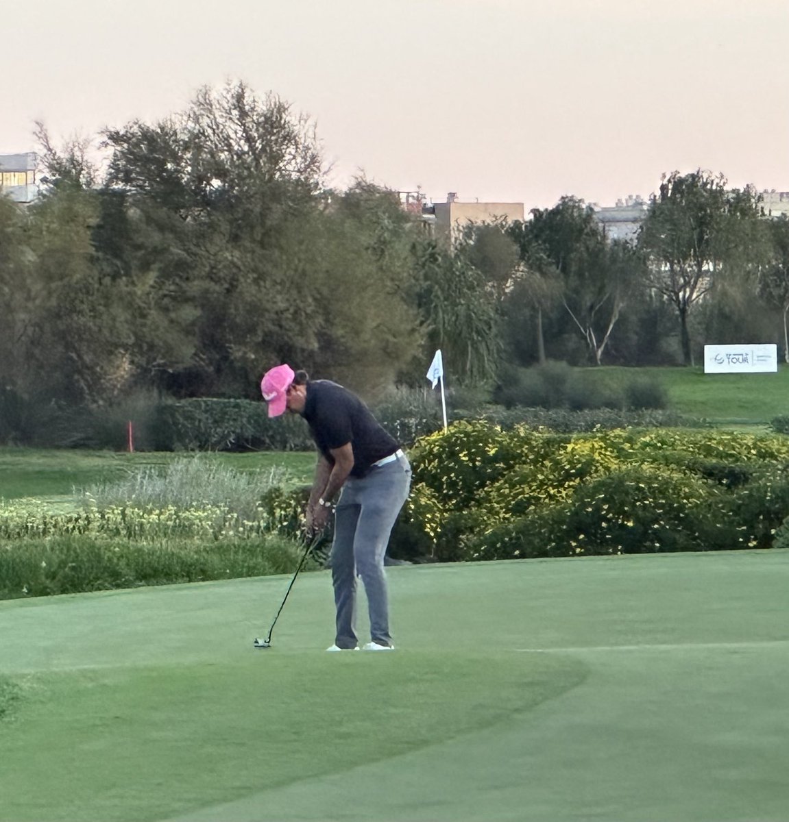 Monday Q Info tweet media