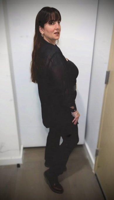 Yesterday night https://t.co/EdZEnW6eVg<a href="/tag/nomakeup"class="tags"><span>&#35;nomakeup</span></a><a href="/tag/treatyourself"class="tags"><span>&#35;treatyourself</span></a><a href="/tag/spoilyourself"class="tags"><span>&#35;spoilyourself</span></a><a href="/tag/nomakeupmakeup"class="tags"><span>&#35;nomakeupmakeup</span></a>