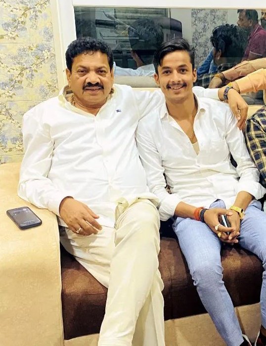 deepaksinghdp12's tweet photo. कर्मठ एवं कर्तव्यनिष्ठ राजनेता, मा. विधान परिषद सदस्य(M.L.C) एवं प्रदेश महामंत्री (पिछड़ा वर्ग) भाजपा, उप्र 
श्री रामचन्द्र प्रधान जी आपको जन्मदिन की हार्दिक बधाईl @pradhan4bjp https://t.co/GT5yLoSM7j