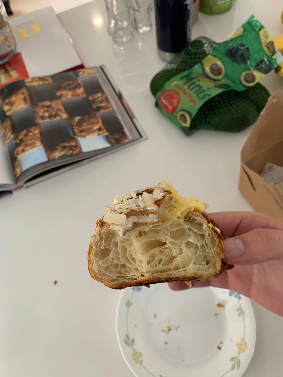 iowanindc's tweet photo. @mattadler81 Was really excited for this, but when I ate it at home I found out that there was no filling :( The tiny dollop on top was tasty, but wish there had been some inside https://t.co/C1gWLTEXQt