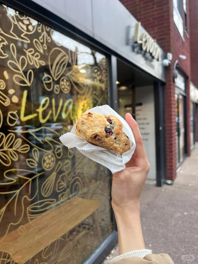 marialife2323's tweet photo. Life is better with cookies! What’s your favorite flavor? 🍪❤️#cookies #decoratedsugarcookies #cookiesart #yummy #fooddelicious #boston #usa #DENvsKC #Arsenal https://t.co/sY0ufLjD5p