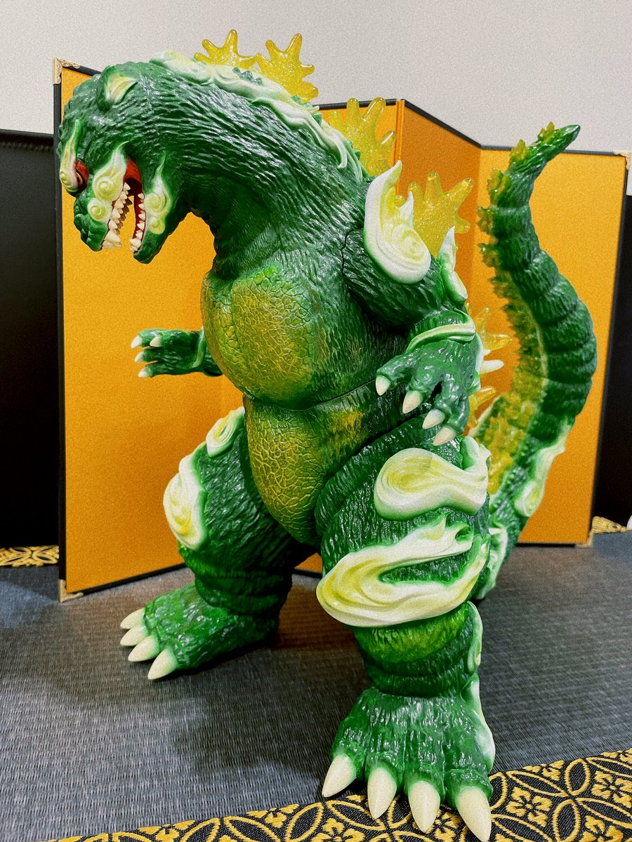 coas_tree's tweet photo. ぶりくら市2024
Frog Treeブースに足を運んでくださった皆様ありがとうございました！！
Frog Treeオリジナルデザインバーニングゴジラ、彩色を担当させてもらいましたがお客様、出展者様にも沢山画像を撮っていただき、多くの方の目に留めてもらえてとても嬉しく思いました…！
ぶりくら市で初（？）の版権物展示ありがとうございました！！🙏🙇‍♀️✨
#burikura
#ぶりくら市
#Godzilla