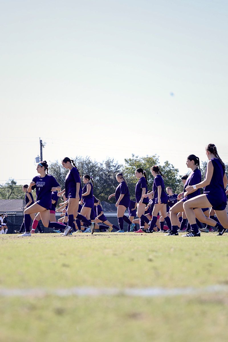 CruWomensSoccer's tweet photo. Ready for the ship

#gocru https://t.co/9pF6S6afbS