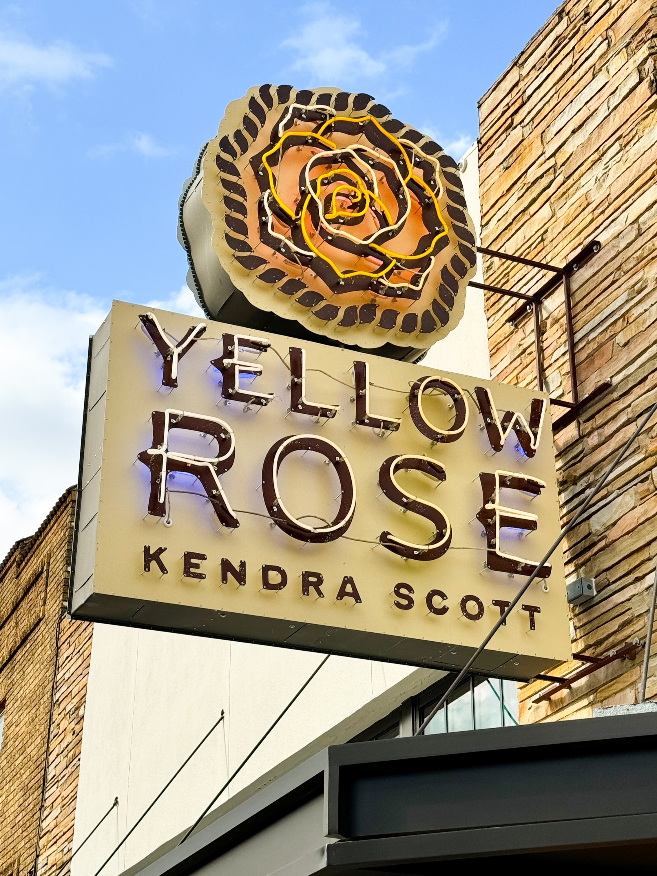 Kendra scott yellow friday best sale